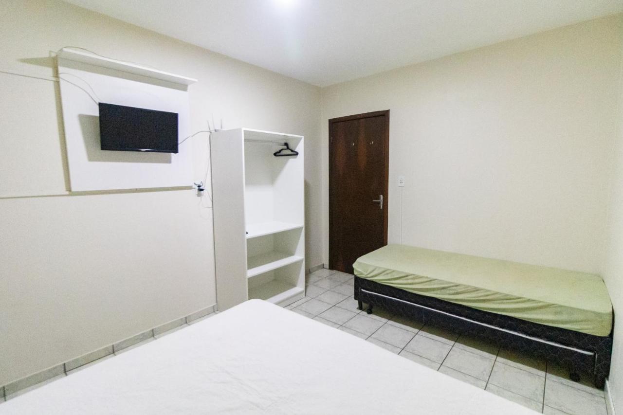 Apartamentos Bombinhas - 140 Metros Da Praia Exterior foto